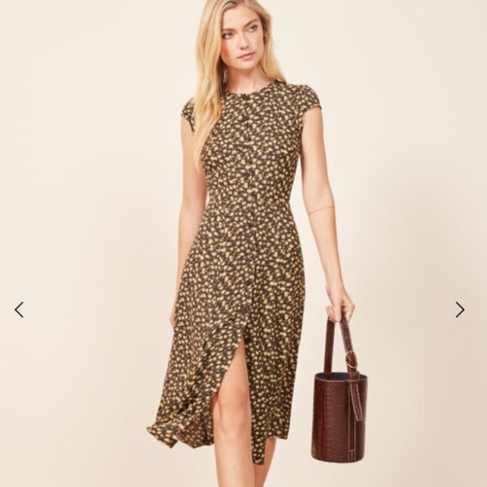 Reformation green cap sleeve dress with keyhole